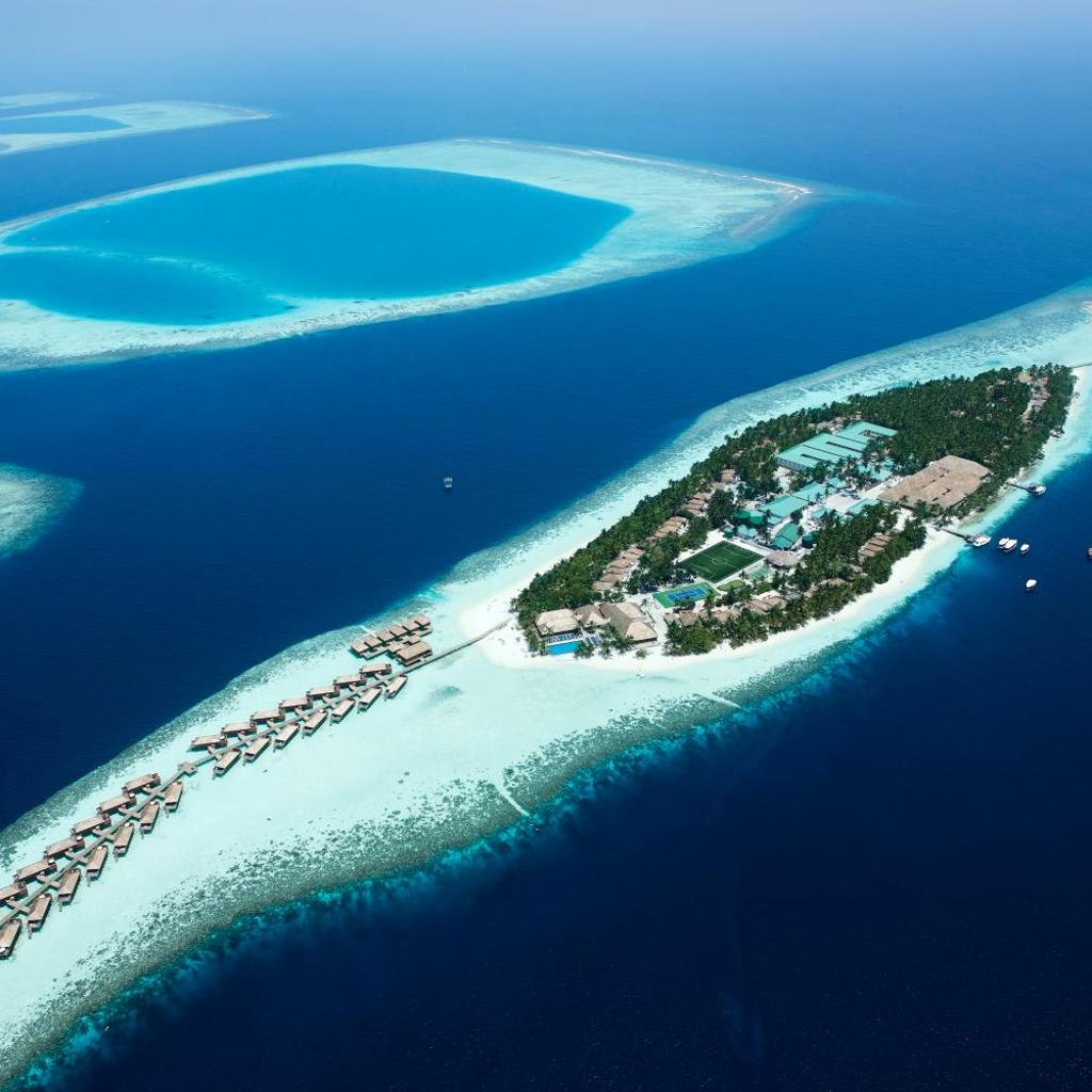 Vilamendhoo Island Resort, image 1 of 6