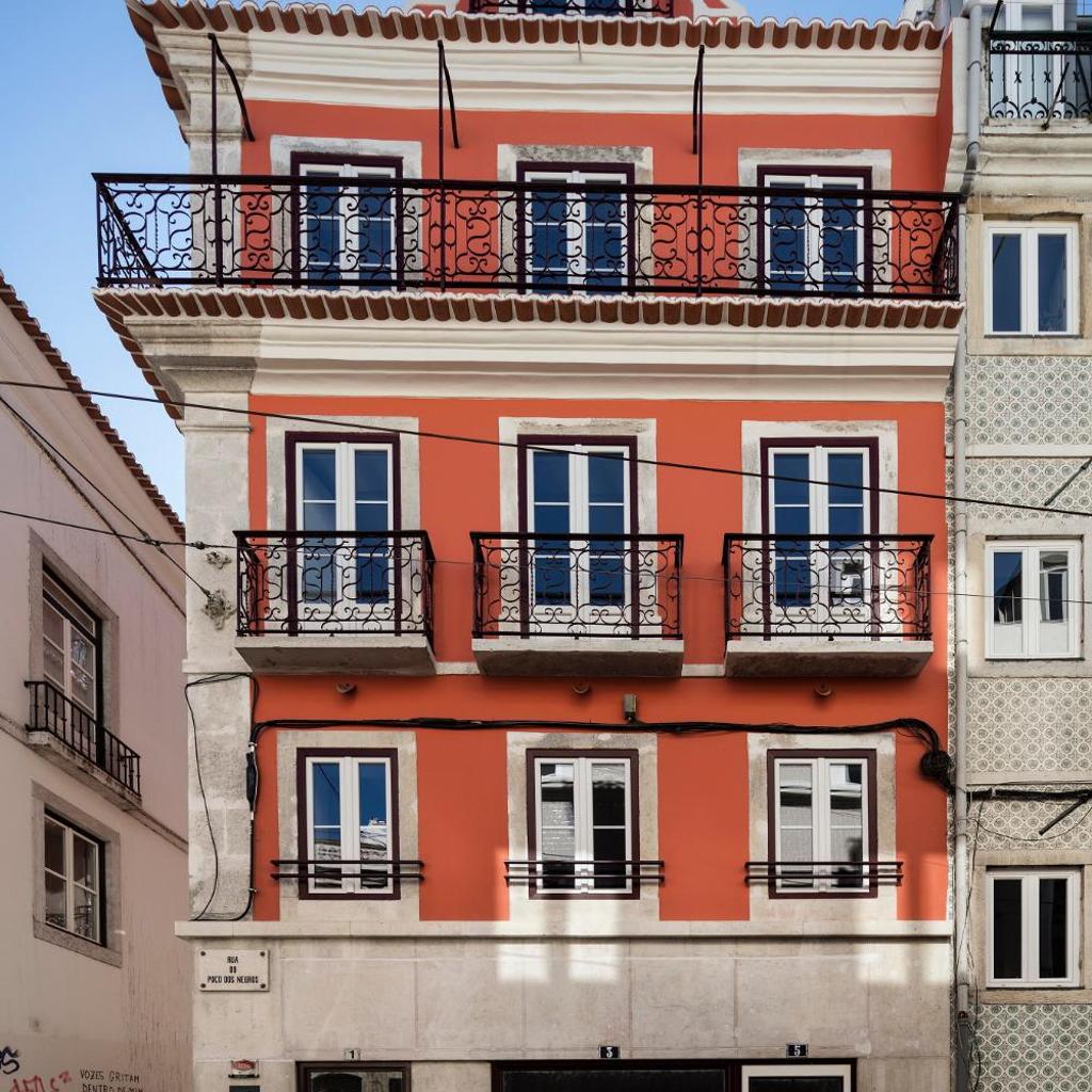 Photograph of LSA Bairro Alto by Numa