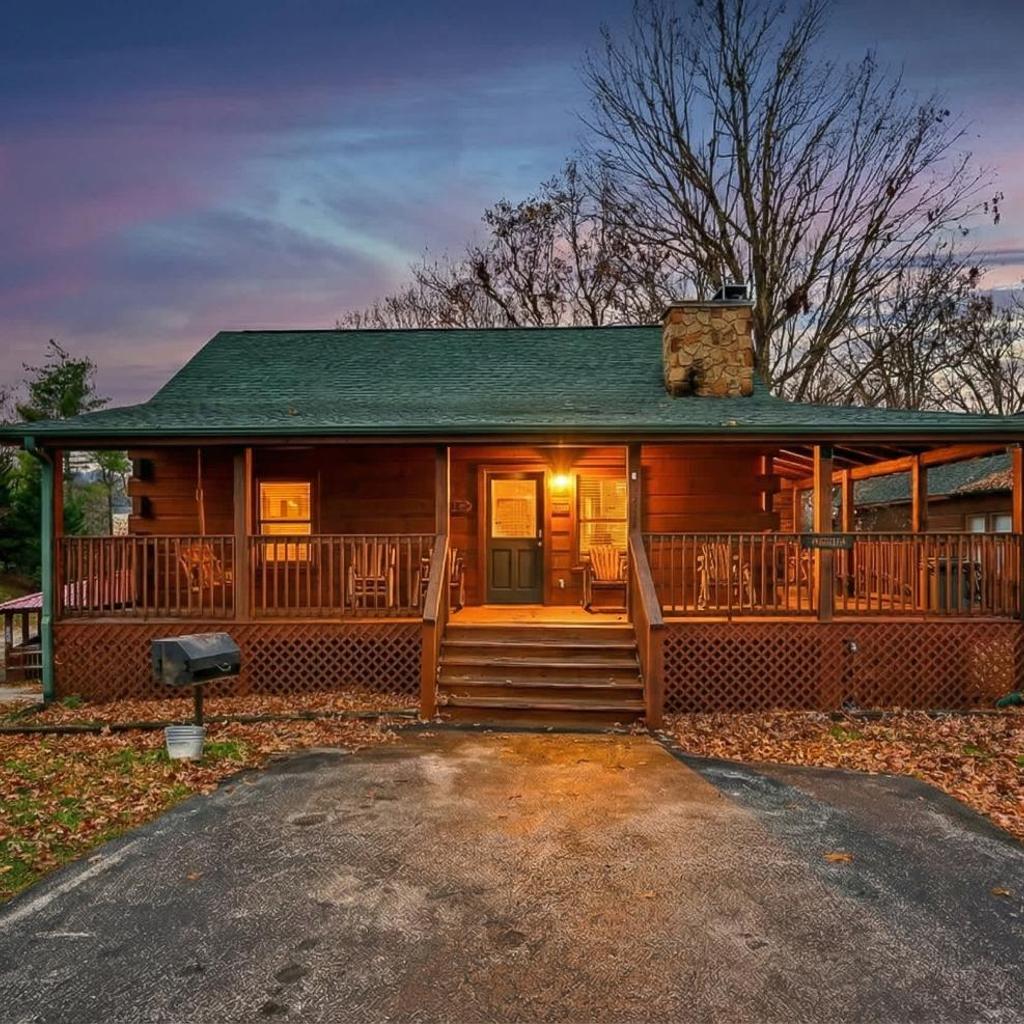Photograph of Near Parkway- Hot Tub Rock Wall Cabin