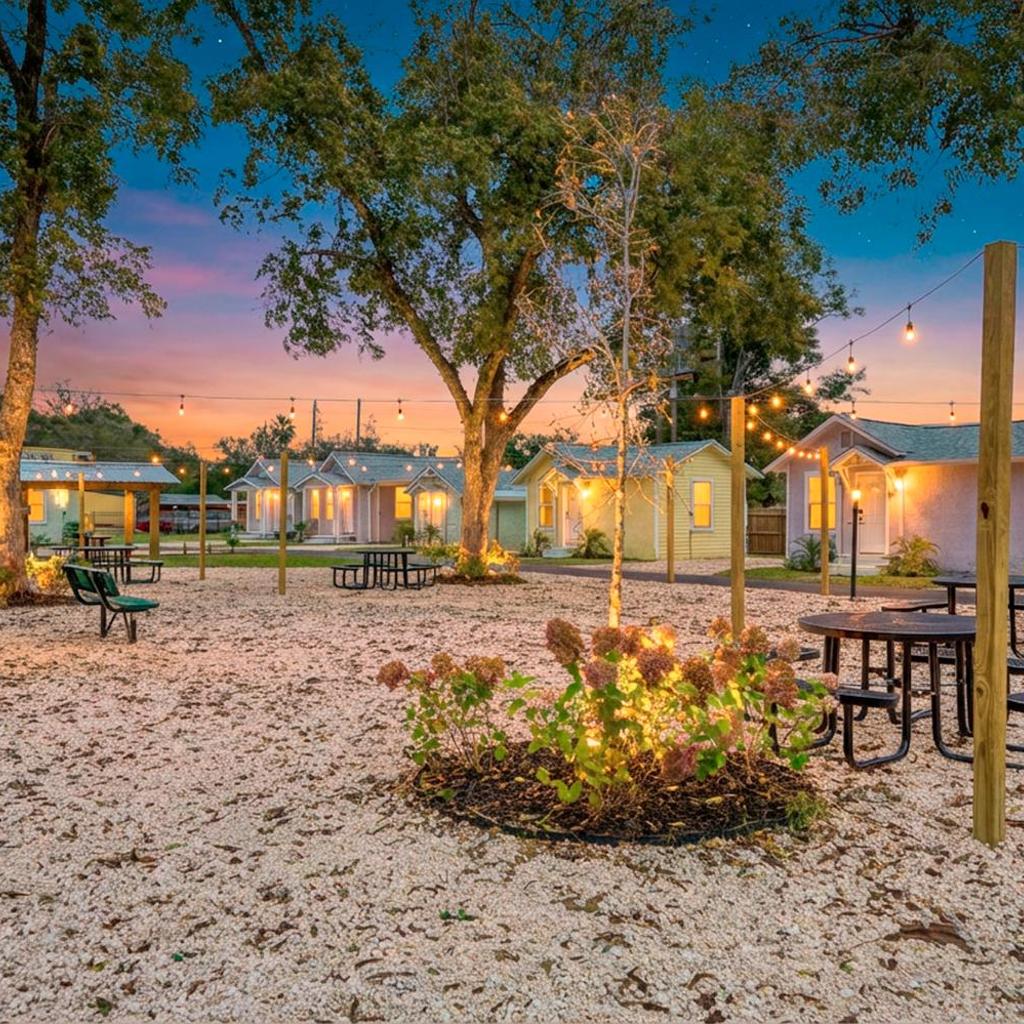 Photograph of Unit 17 Minimalist Comfort Pensacola Studio
