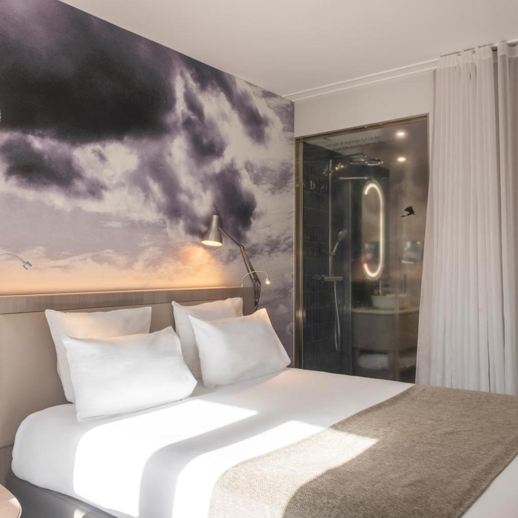 Le Grand Balcon Hotel — 