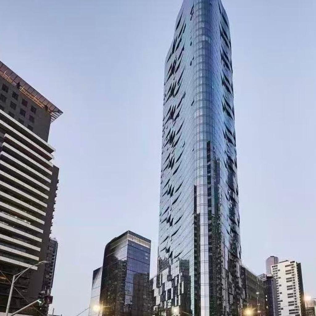 Photograph of Shadow Play BPM Southbank- Stylish 2Bed with Yarra River View