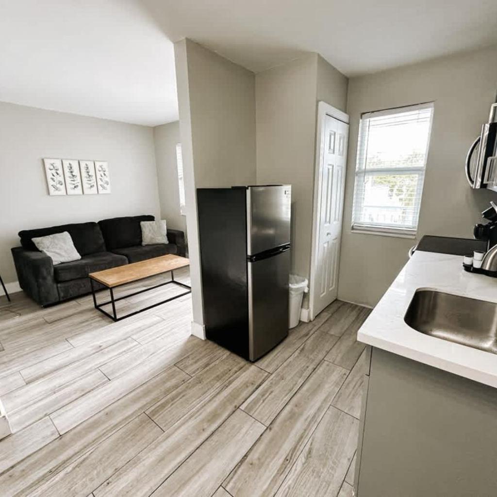 Photograph of Rustic Retreats Modern 1BR for 4 guests in the heart of Fort Lauderdale