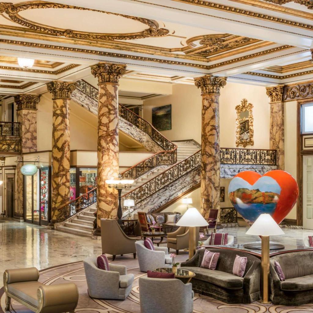 Hotel thumbnail 2