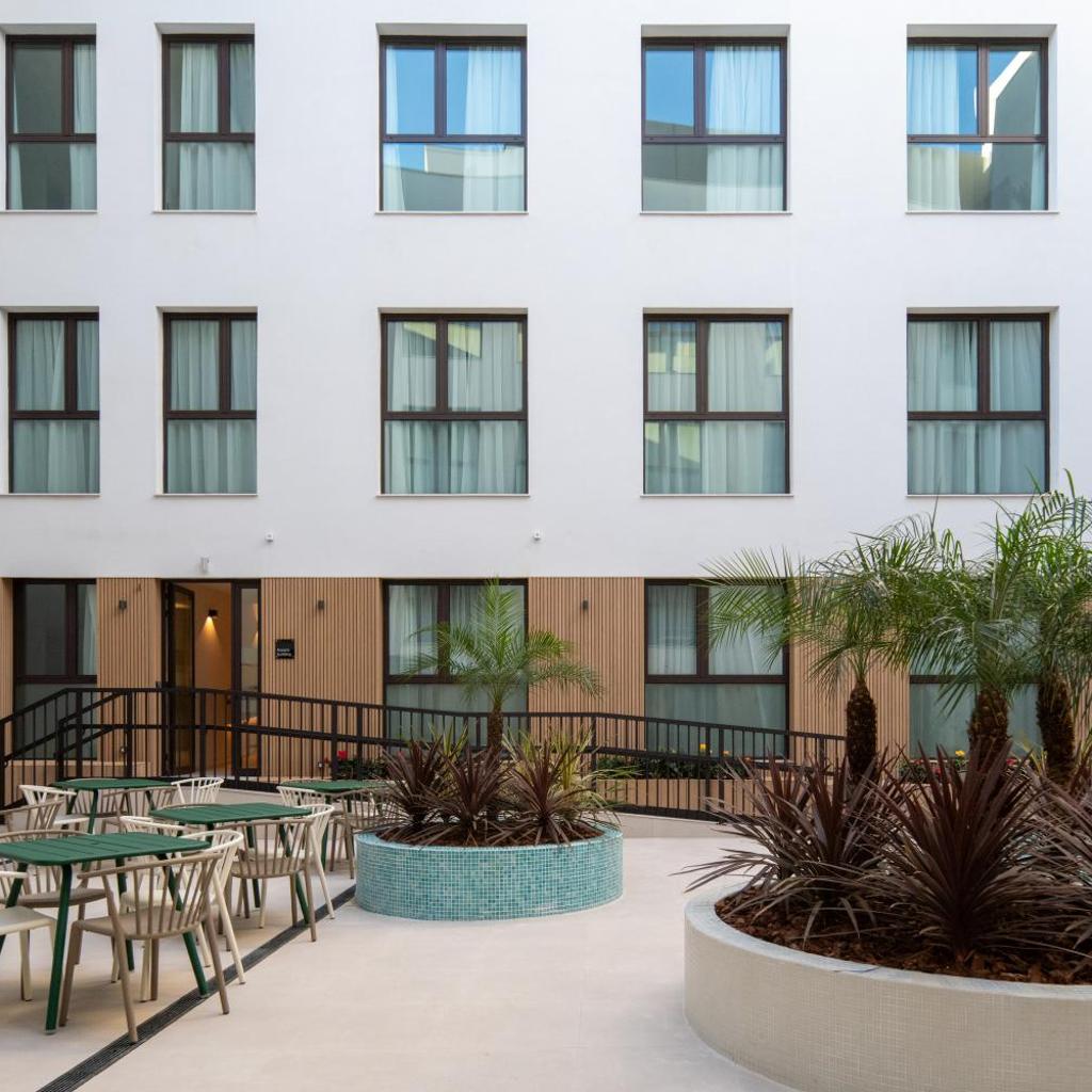 Photograph of Líbere Seville Plaza Nueva