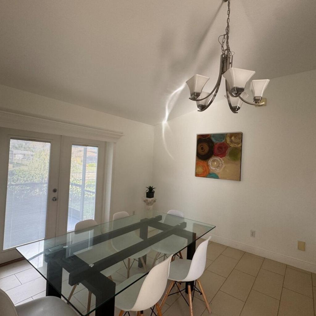 Photograph of Modern Sunshine House, waterfront, heated pool
