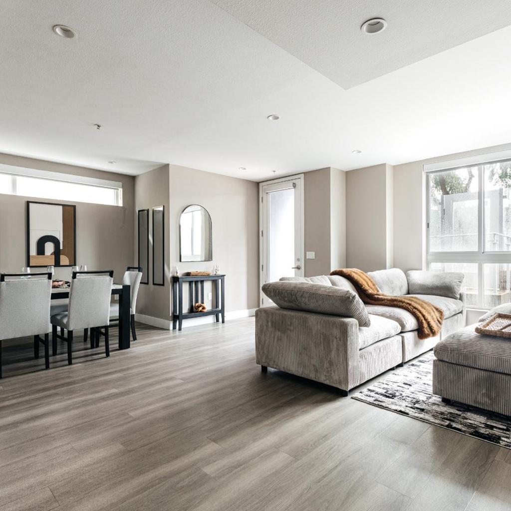 Photograph of West Hollywood Luxe Townhome Walkable WeHo Avalon