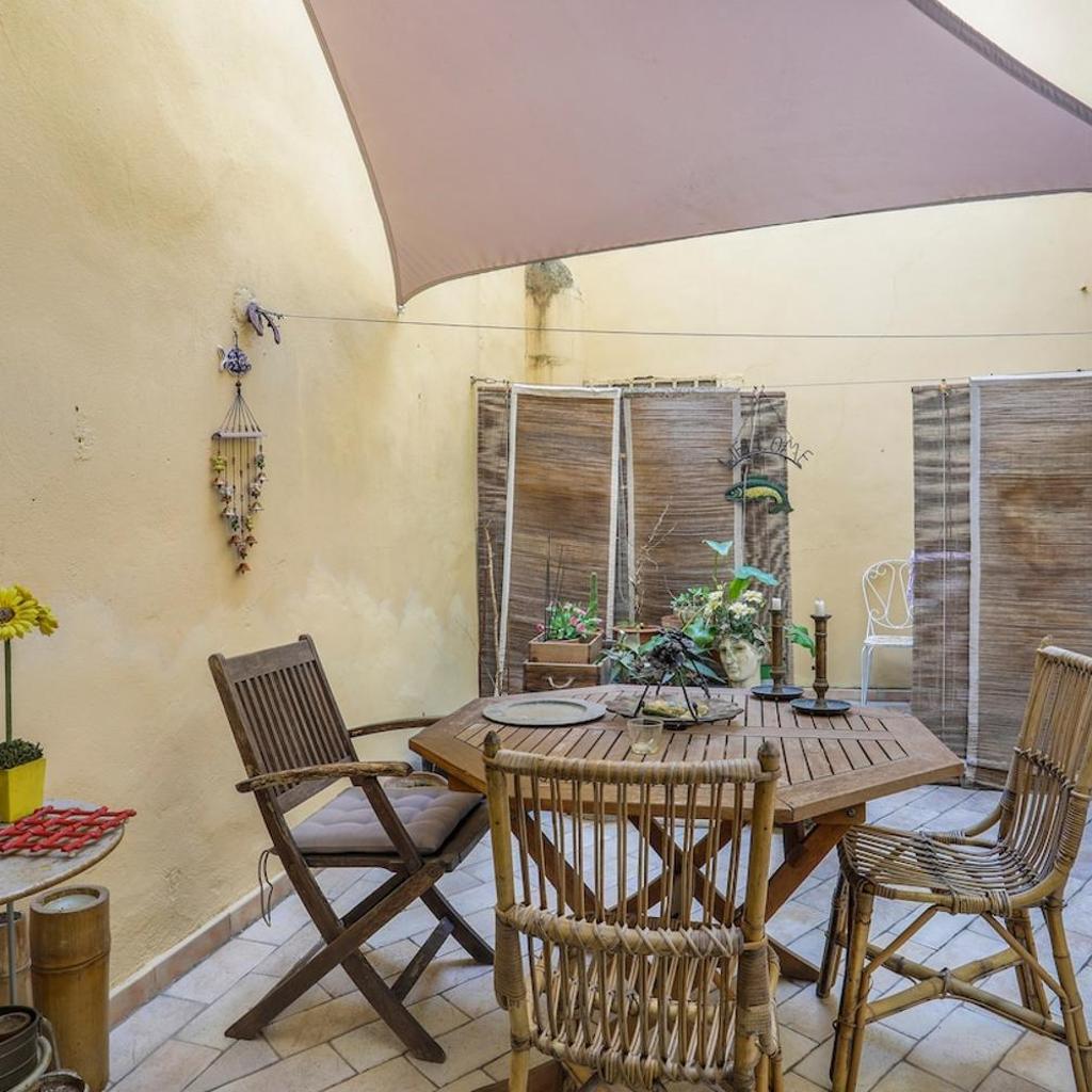 Photograph of Characteristic apartment with Terrace in Florence