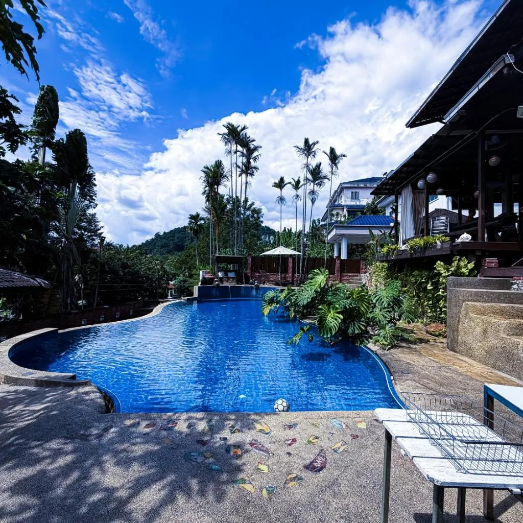 Serene Palm Heritage Tropical Villa
