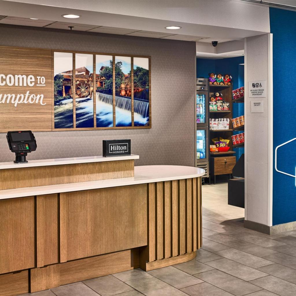 Photograph of Hampton Inn Pigeon Forge