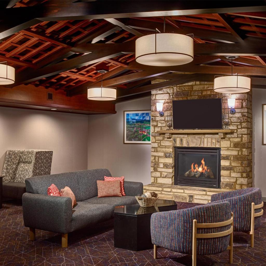 Photograph of Hampton Inn Pigeon Forge