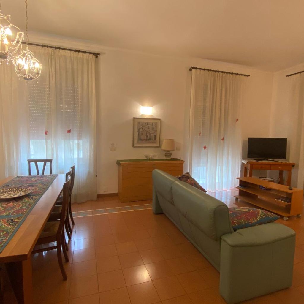 Photograph of Home Toledo 355