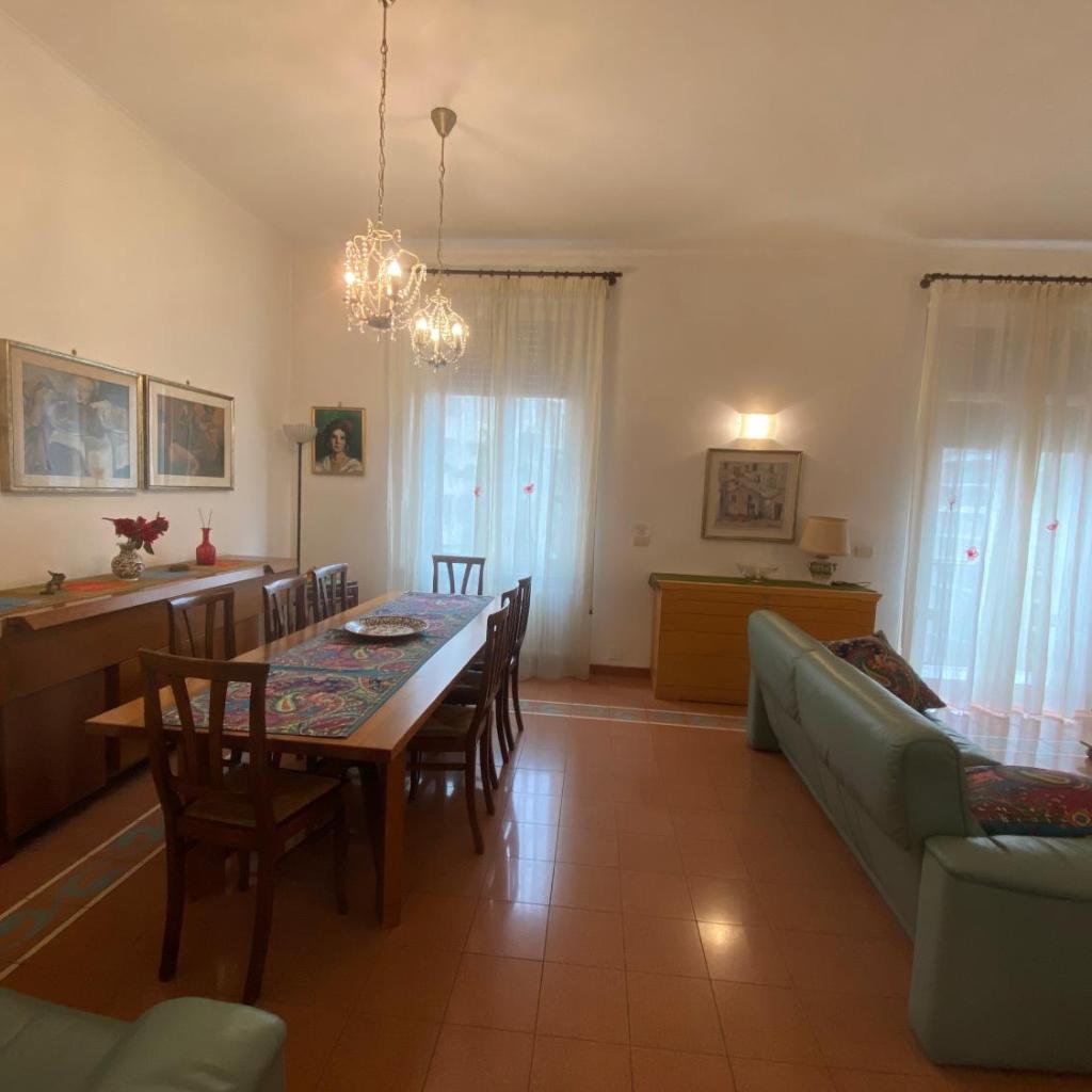 Photograph of Home Toledo 355