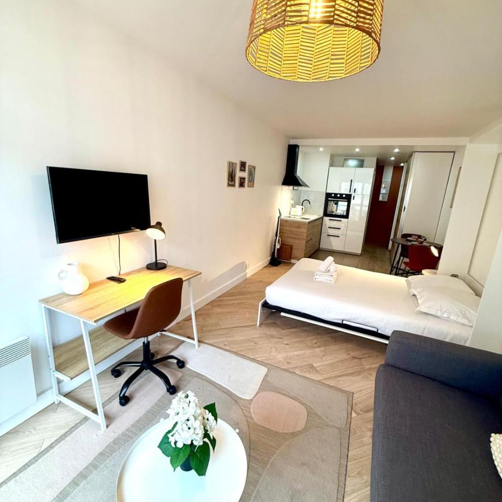 Photograph of Appartement Montparnasse 5