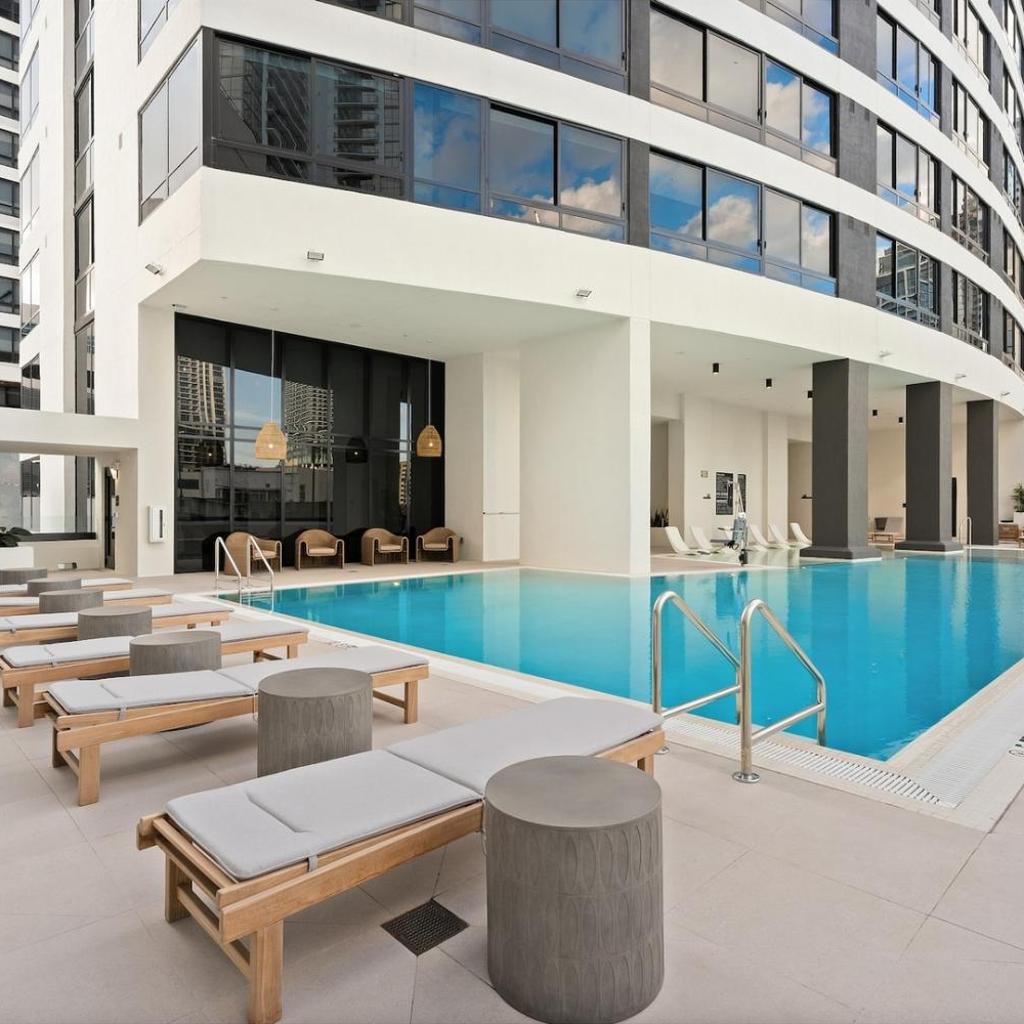 Photograph of Modern 1BR in Downtown Miami with FREE Parking