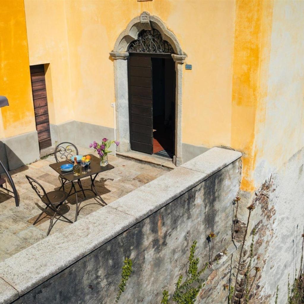 Image 1 - Holiday Home Palazzo Branca mit Blick auf den See- by Interhome