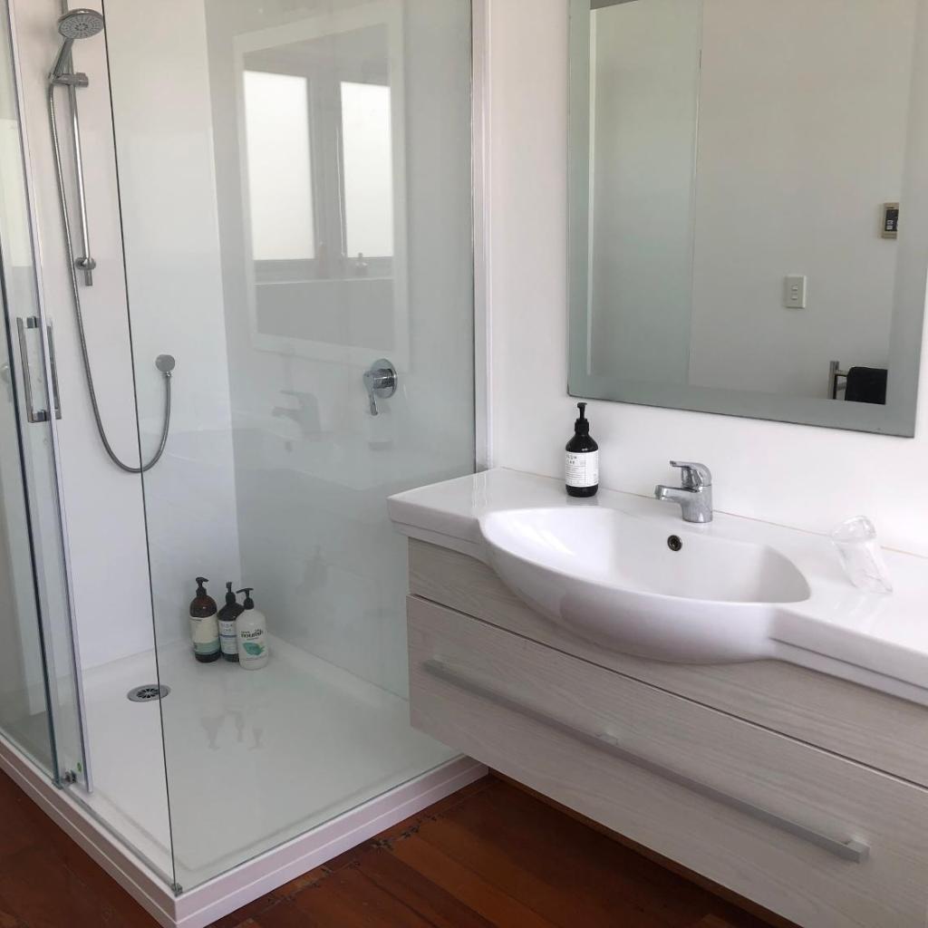 Photograph of Boulcott Beauty Premium Short & Long Stays 3brm