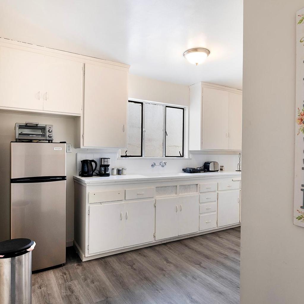 Photograph of Comfortable 1B 2beds Retreat Near Beverly Hills