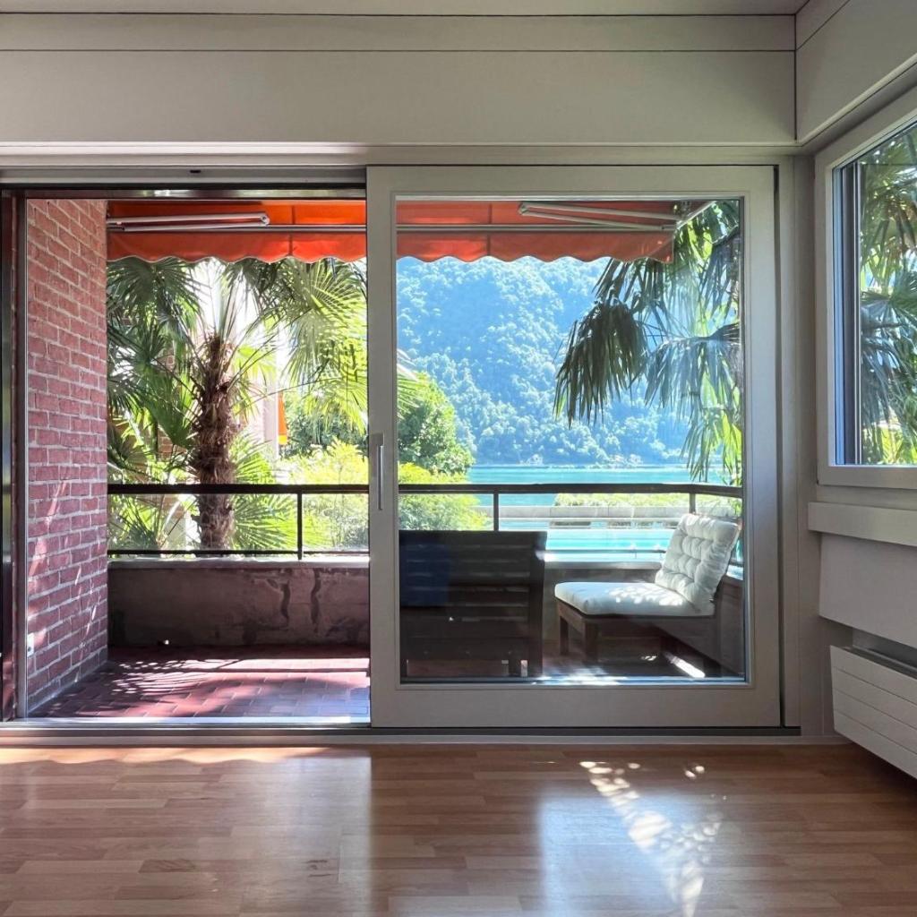 Image 1 - Apartment Lake Escape - mit Pool by Interhome