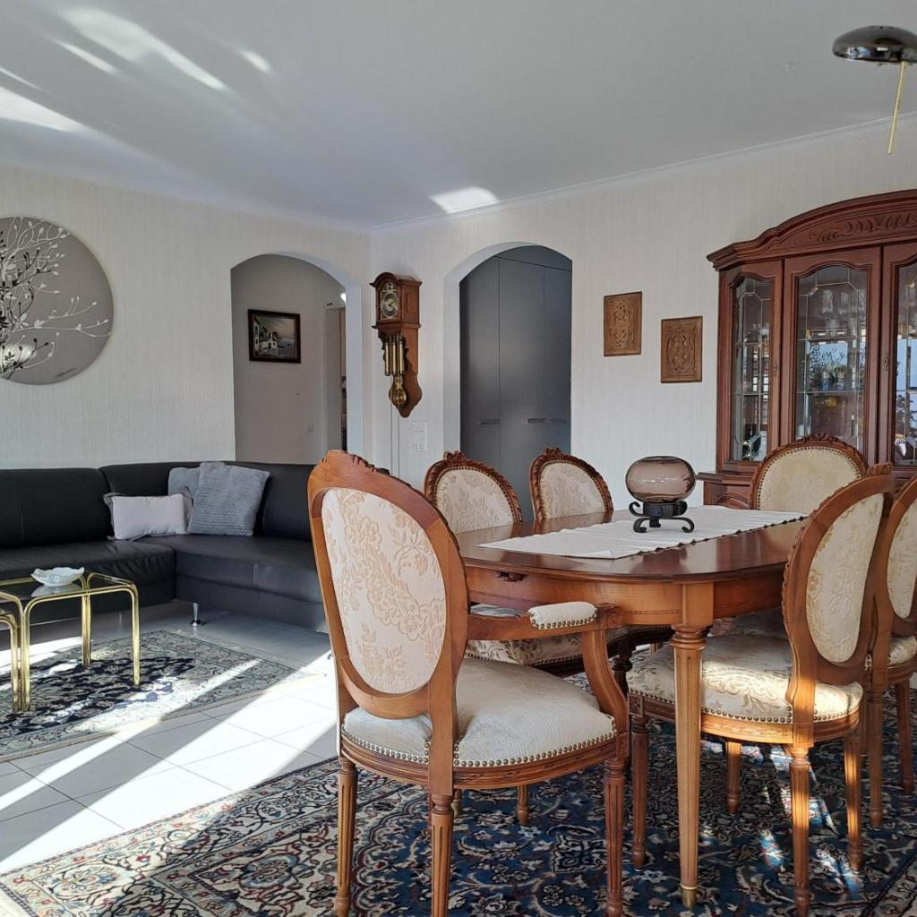 Image 3 - Casa Verbanella2 by HolAp SA