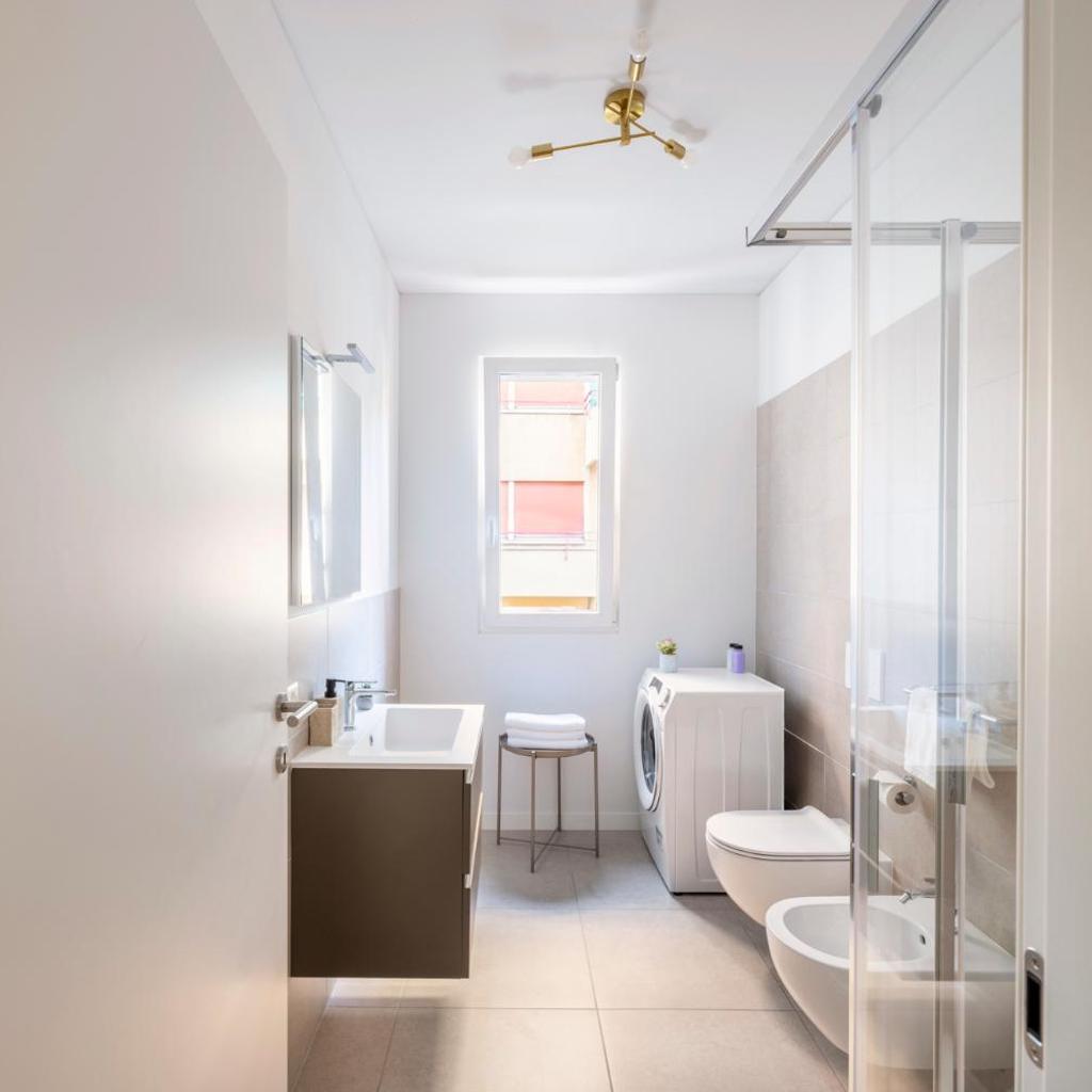 Image 93 - Magic Deluxe Suites - Free Parking