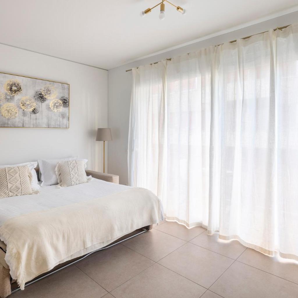 Image 96 - Magic Deluxe Suites - Free Parking