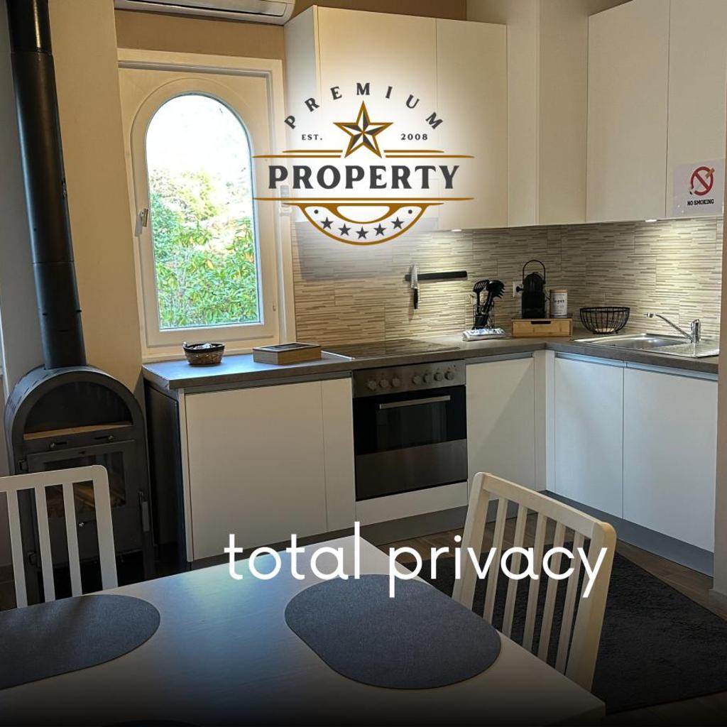 Image 7 - THE LOFT with private parking, BBQ area, near COMO lake