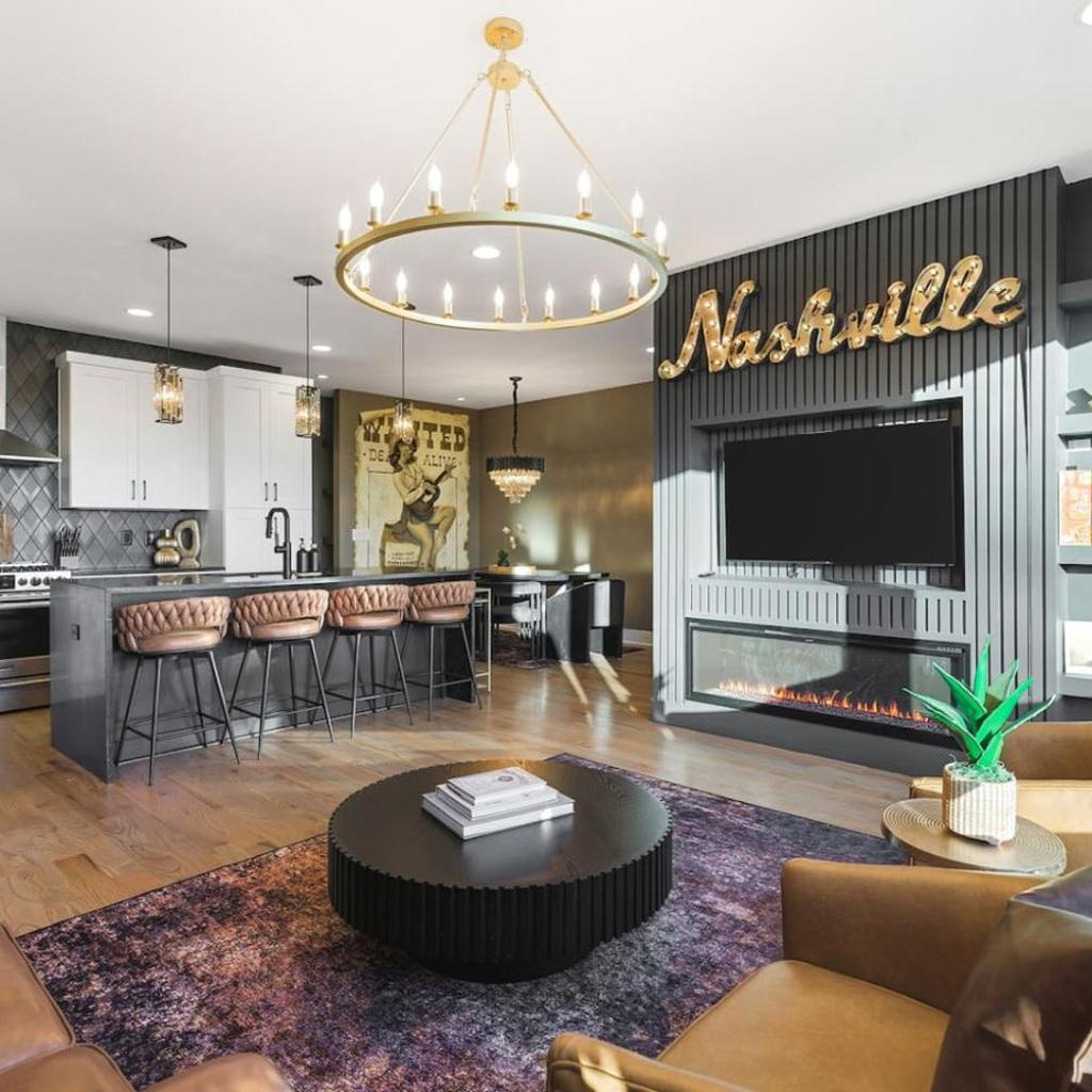 Photograph of City View Home with HotTub Rooftop Arcade Game and Parking