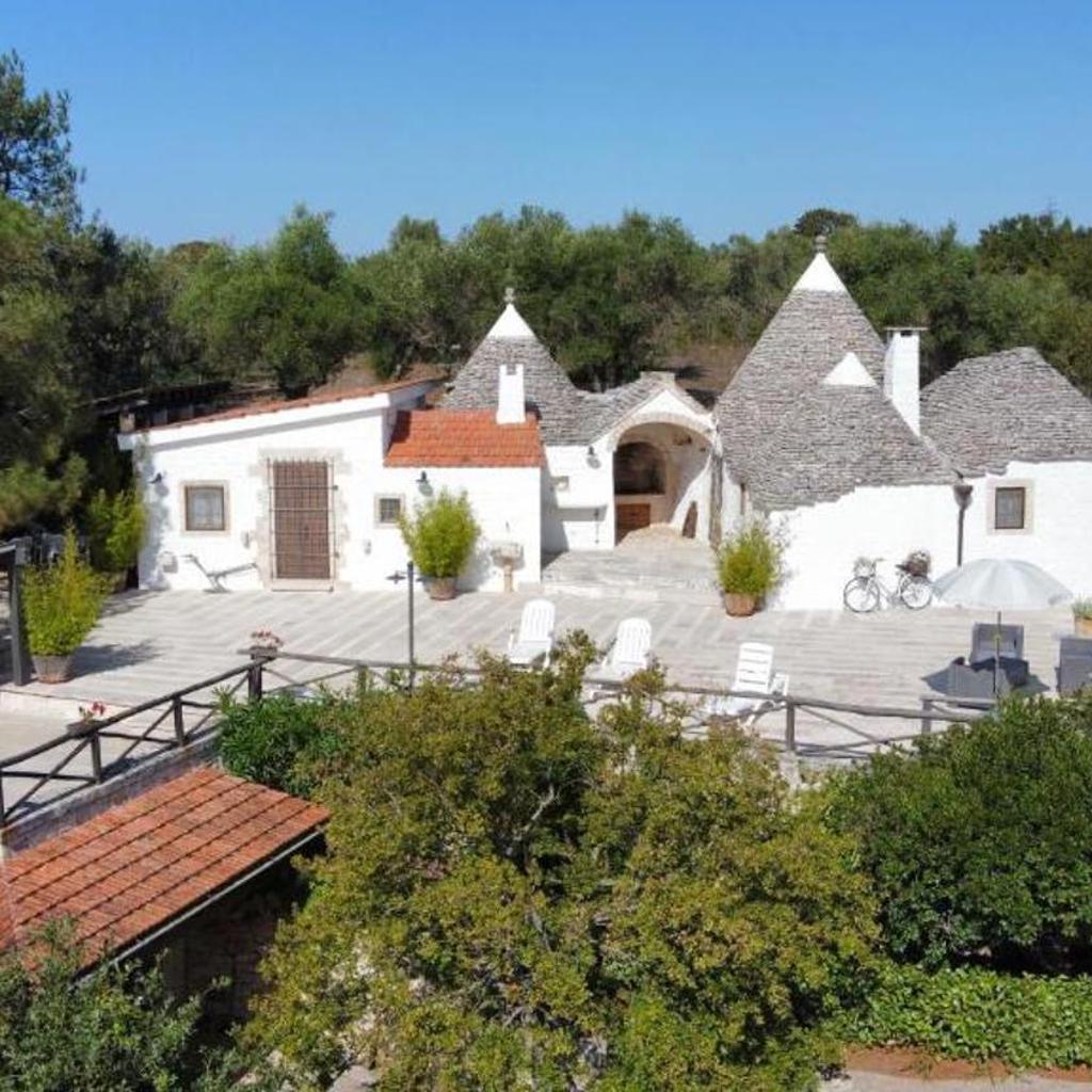 Trulli Bosco Selva photo