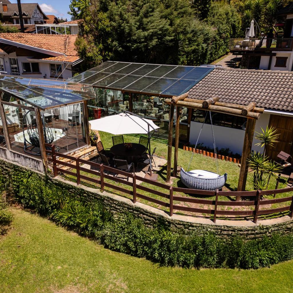 Pousada Apple House Campos do Jordao — 