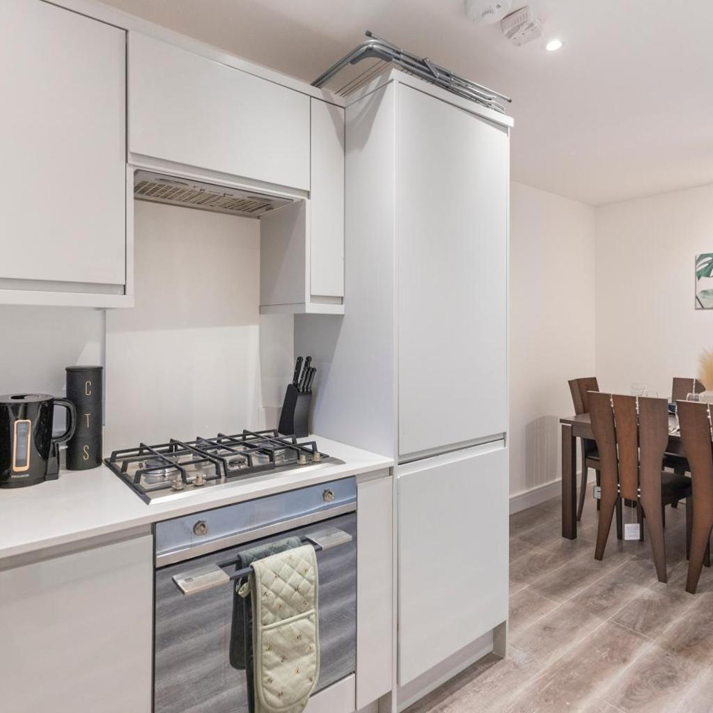 Photograph of Apartment - Sleeps 11 - Hampstead Group Stay