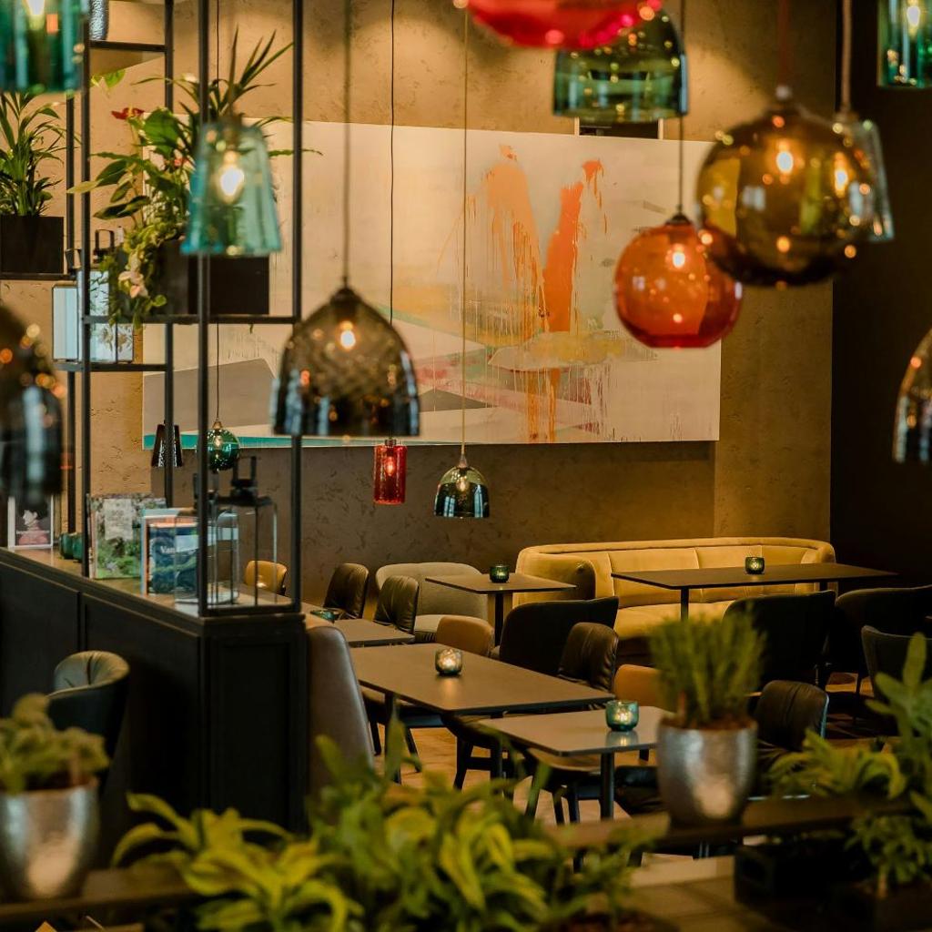 Photograph of Motel One Köln-Neumarkt