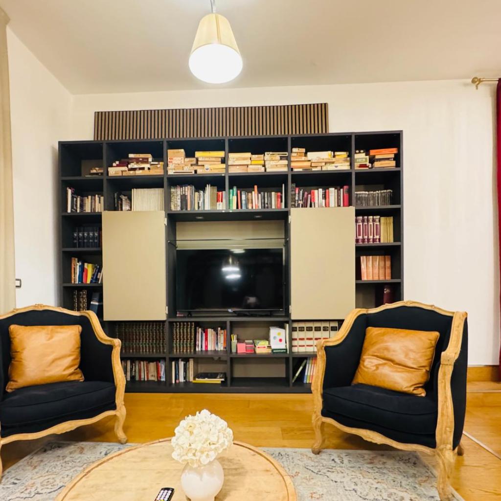 Photograph of INTOMILAN I Design Apartment Galleria Del Corso