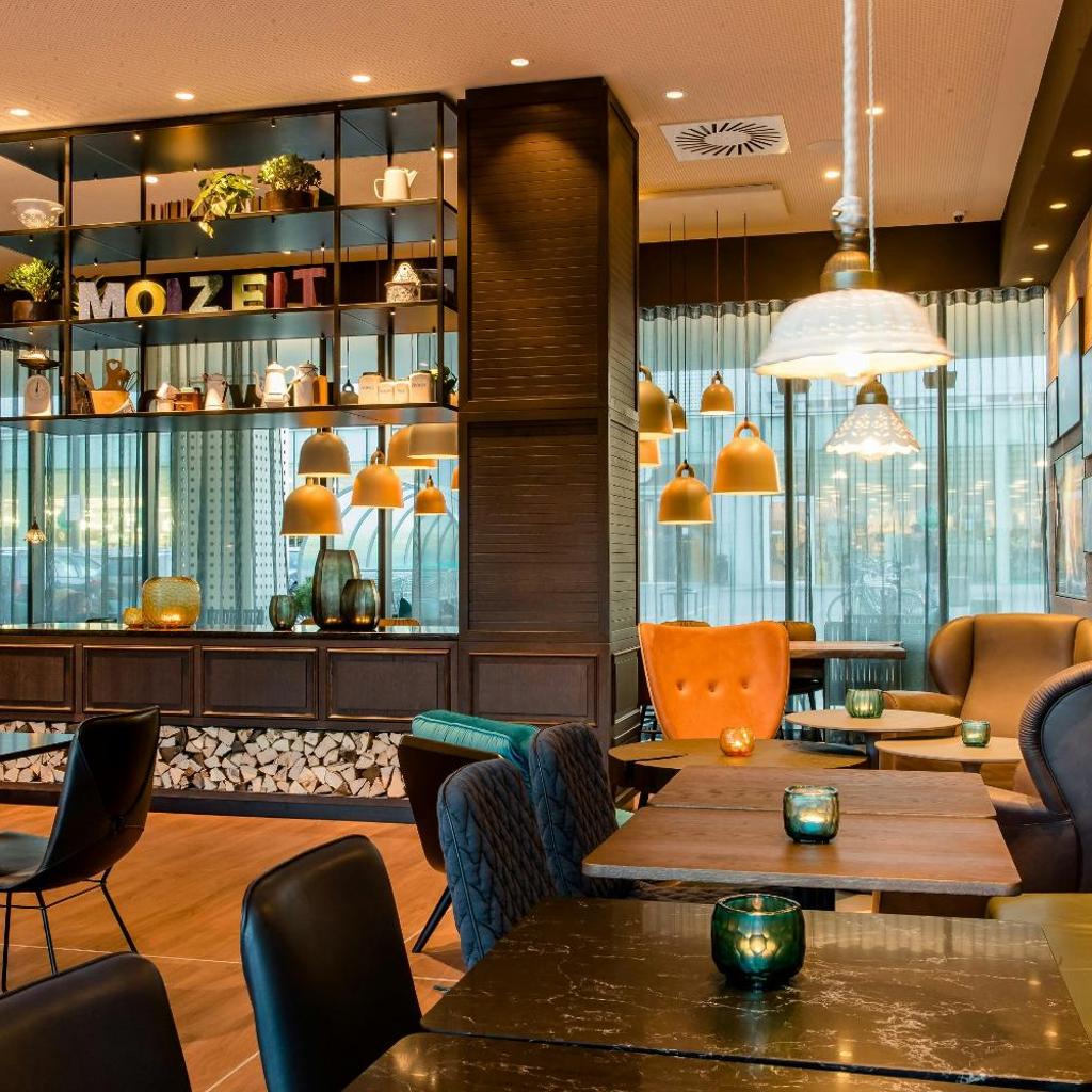 Photograph of Motel One Salzburg-Süd