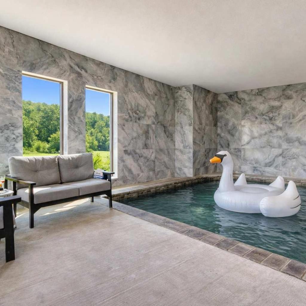 Photograph of Firefly Lodge - Pool, Theatre, Dog Friendly!