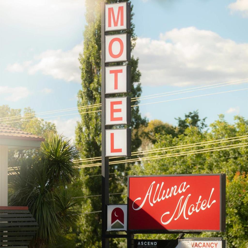The Alluna Motel, an Ascend Collection Hotel — 