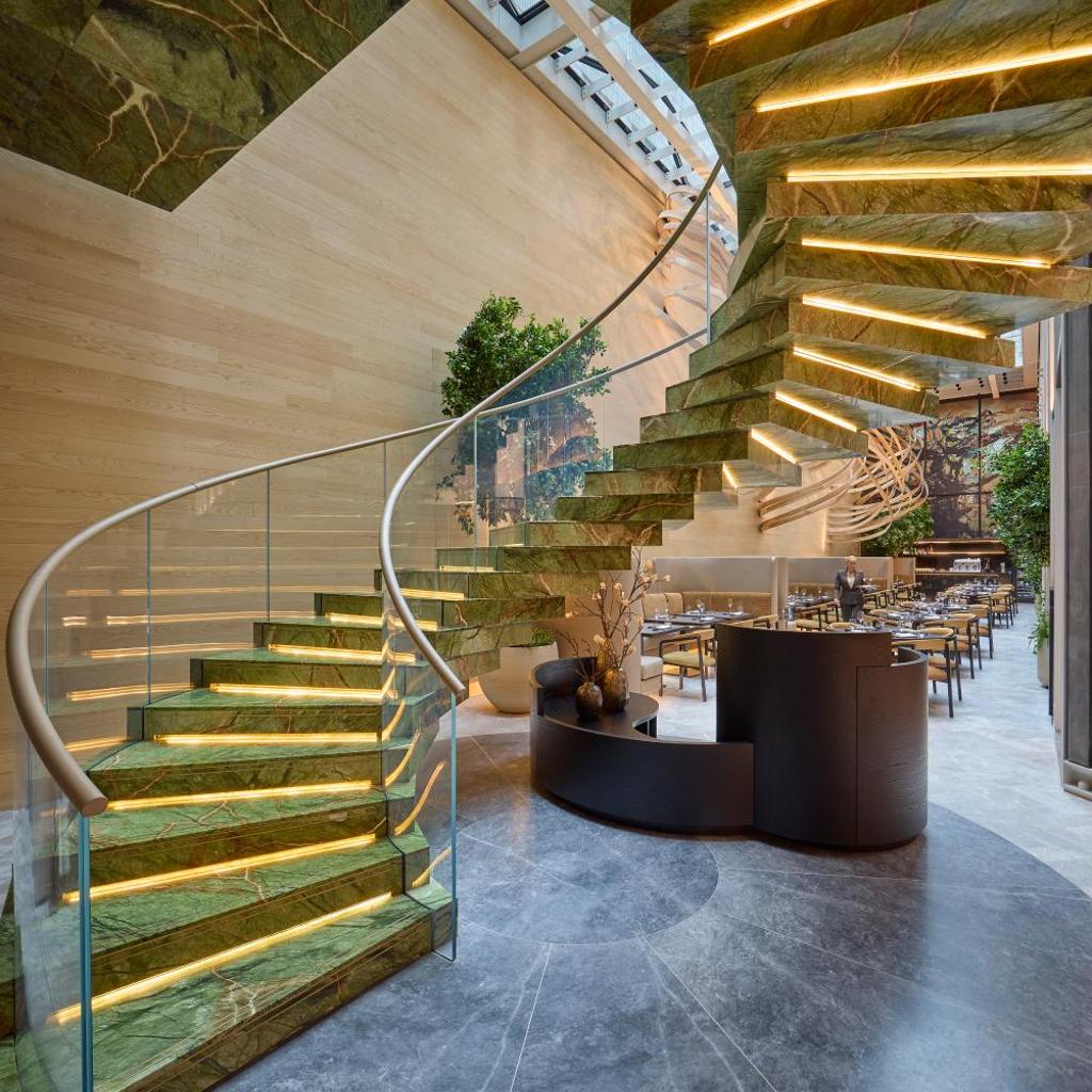 Photograph of Mandarin Oriental Mayfair, London