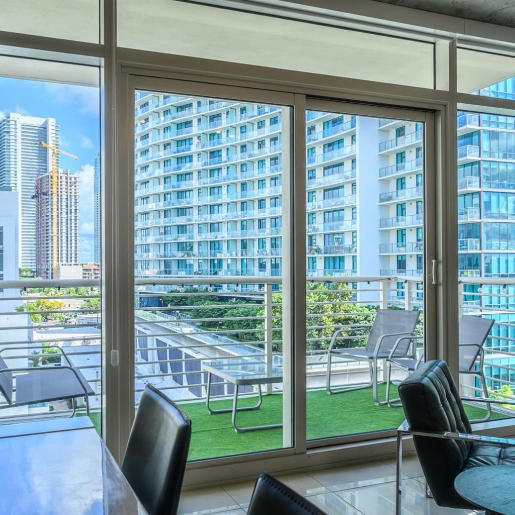 Photograph of Luxury 2BD Condo in Wynwood with Pool and Parking