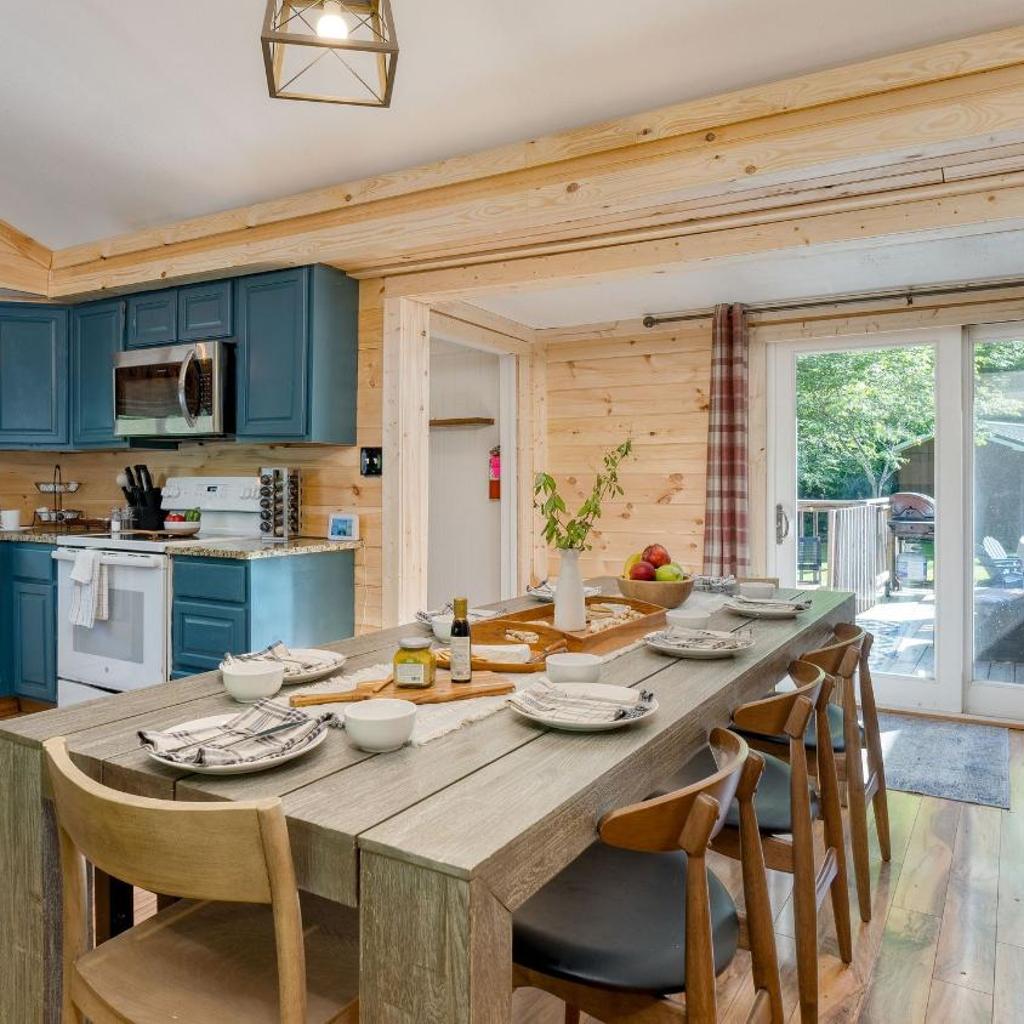 Photograph of The Rustic Cottage by AvantStay