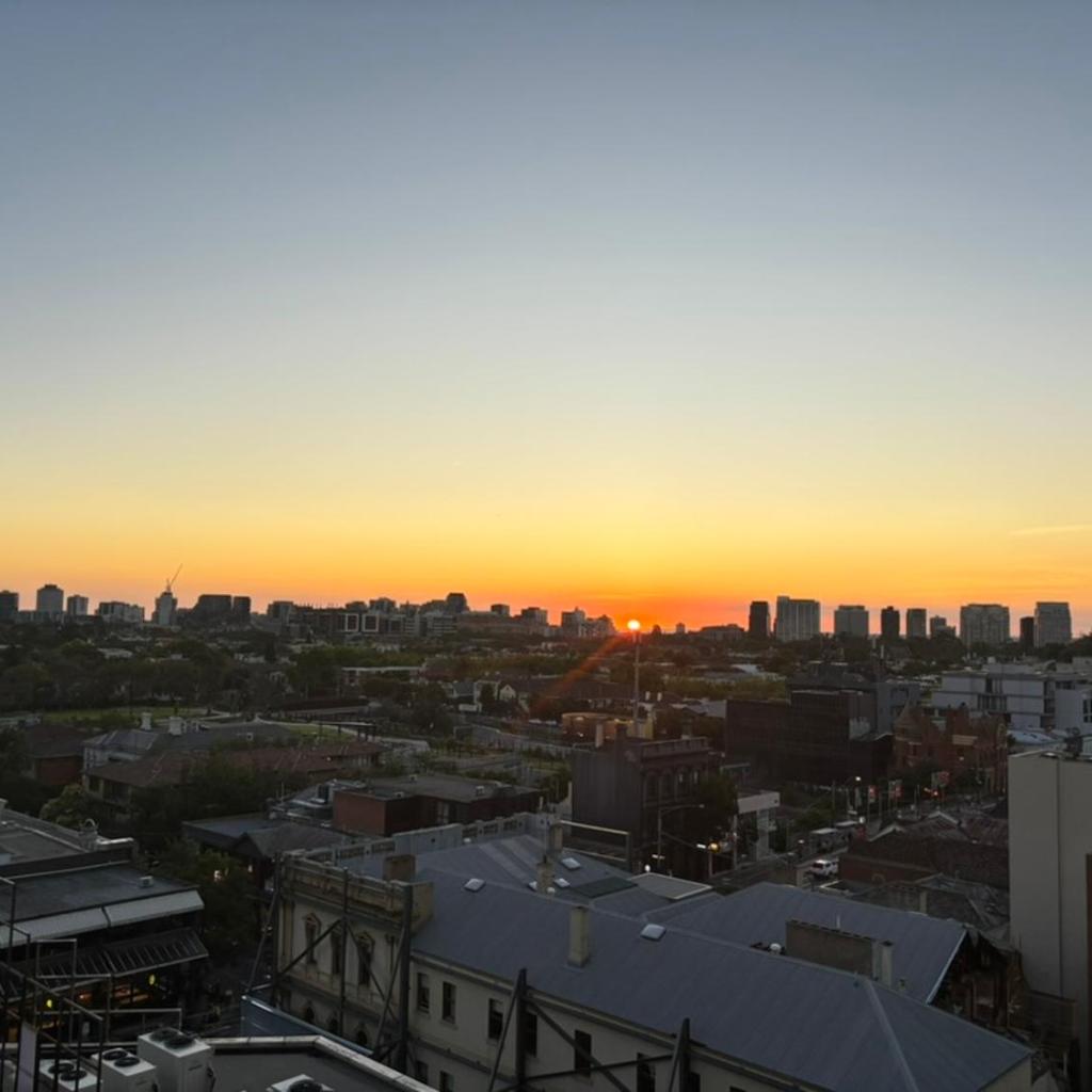 Photograph of Deluxe 2-Bed with Stunning Bay Views in Melbourne