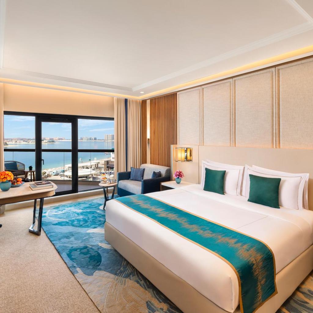 Taj Exotica Resort & Spa, The Palm, Dubai — 