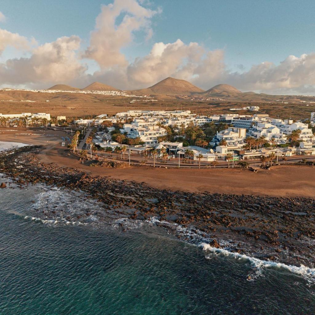 Seaside Los Jameos — 