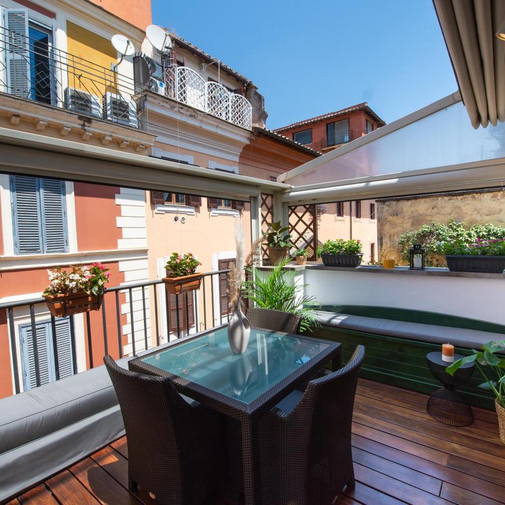 Photograph of via del corso luxury apartment