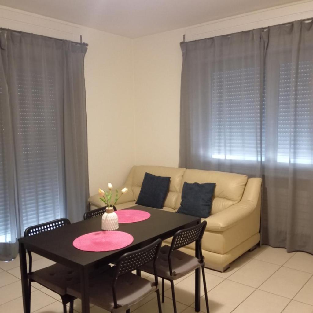 Image 6 - Balerna Suisse Apartament - RentuGoo Travel