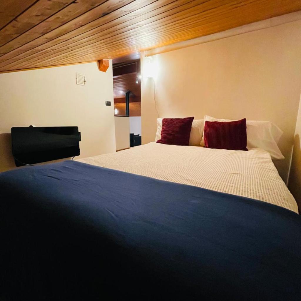 Image 13 - Chiasso Suisse Apartament - RentuGoo Travel