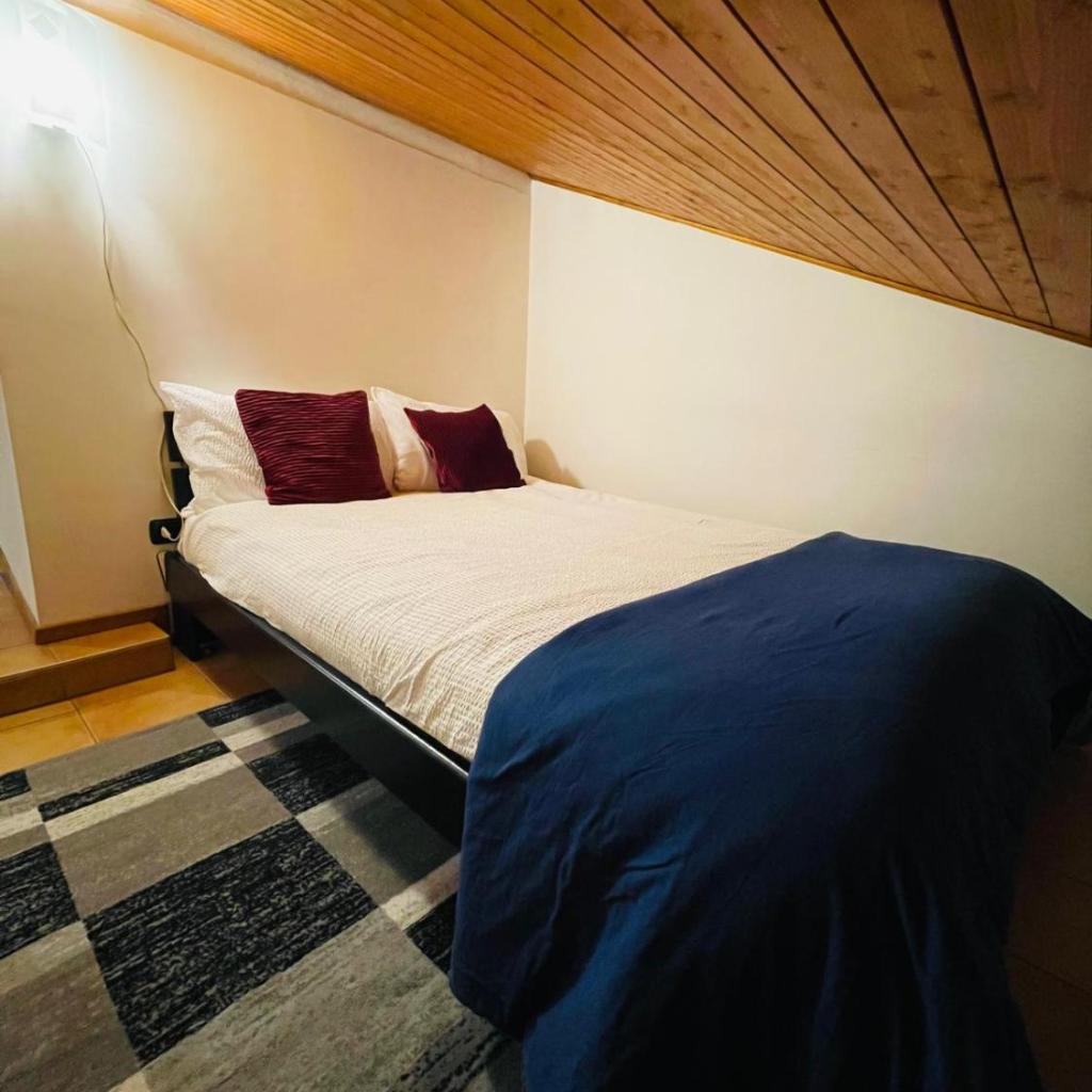 Image 12 - Chiasso Suisse Apartament - RentuGoo Travel
