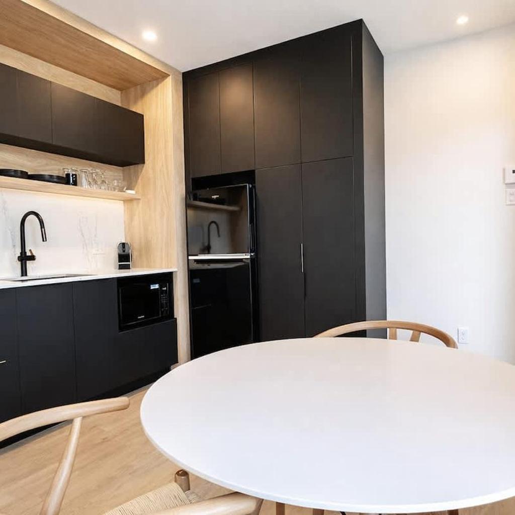 Photograph of Studio 7 Steve Jobs Clim 5 min centre-ville