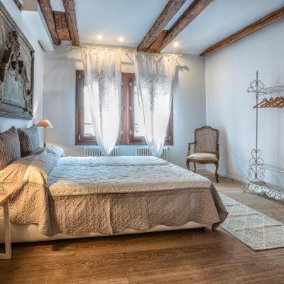 Photograph of Venice Dream House