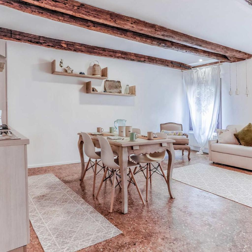 Photograph of Venice Dream House