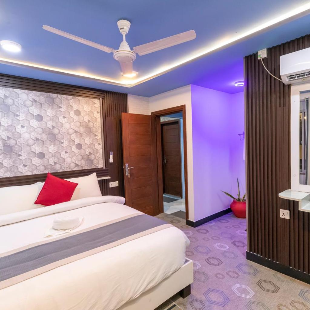 Isle inn {Fuvahmulah), image 1 of 6